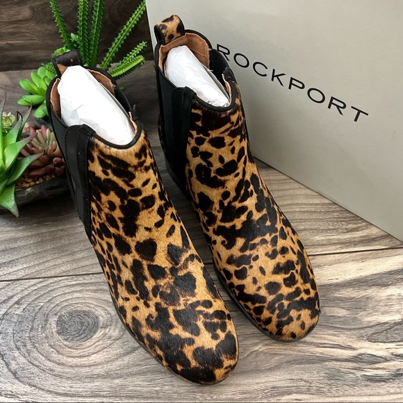 NIB Rockport Larkyn Chelsea Leopard Haircalf Comfort Ankle Boots Bootie - Picture 2 of 12